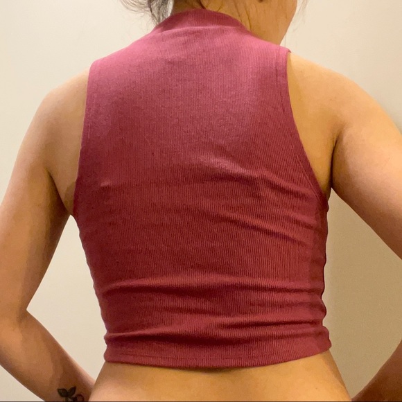 Forever 21 Maroon Mock Halter Neck Sleeveless Crop Ribbed Knit Top- Small - Picture 2 of 2
